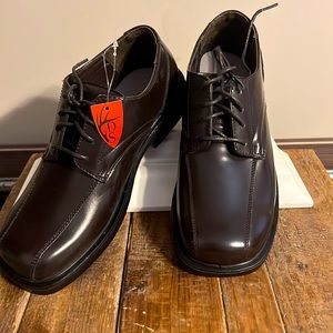 Boys dress Shoes Deer Stags  in dark brown